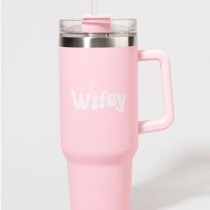 SOLD🛑 Pink 'Wifey' Tumbler Drink Container